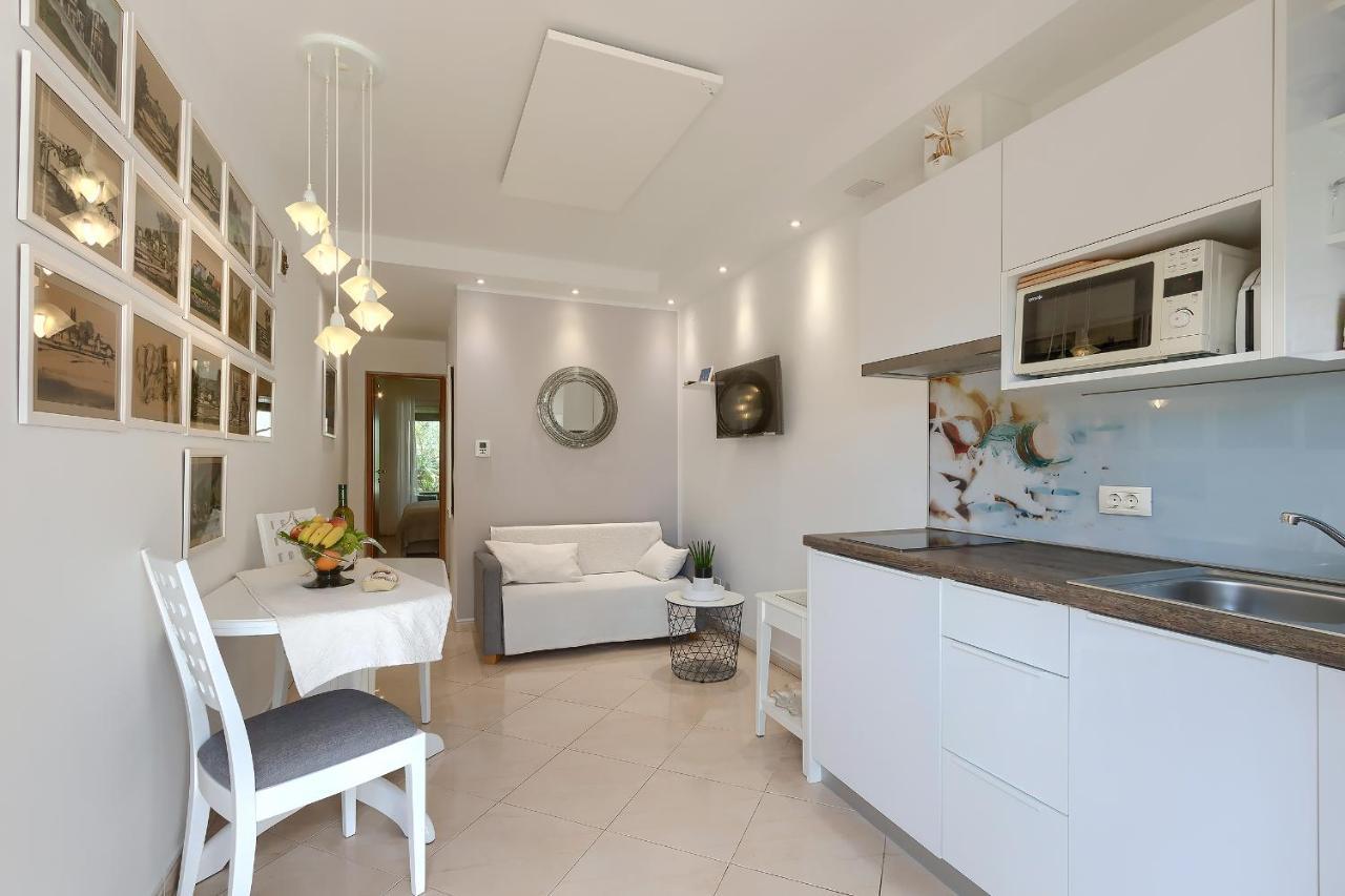 Apartment Palm View II Rovinj Exterior foto